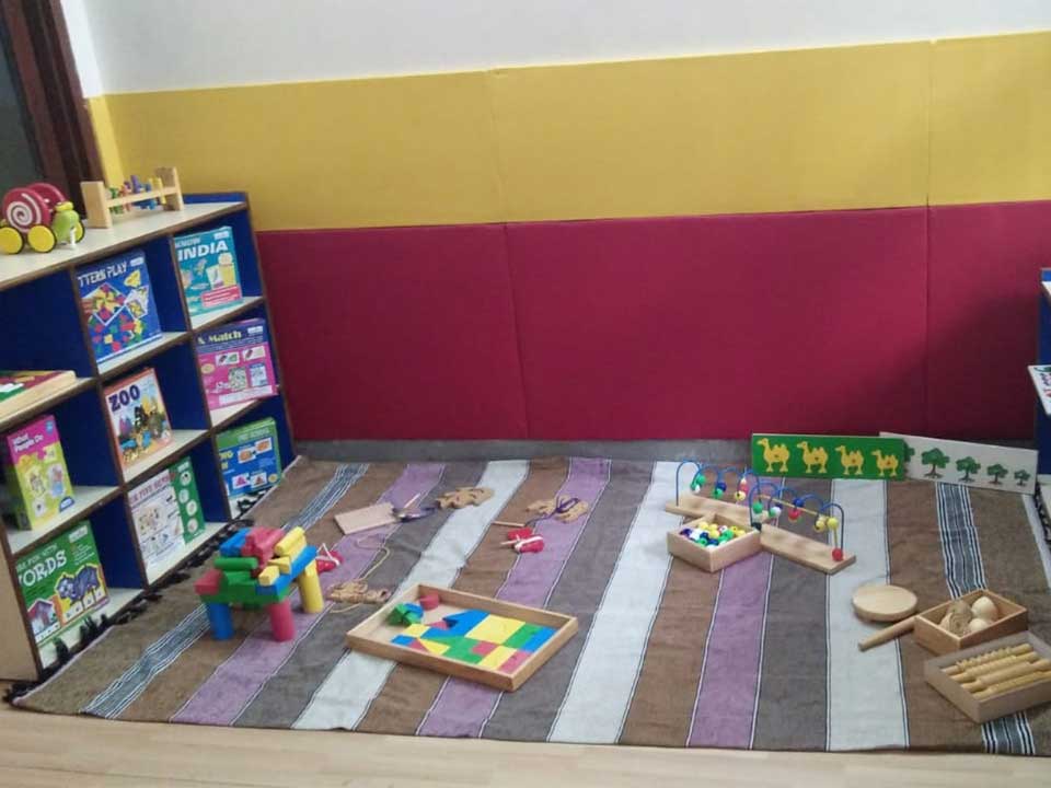 Yojna Vihar - facilities